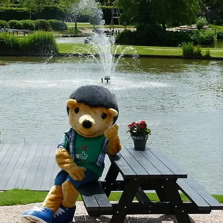 Деревянный коттедж Campingpark De Bongerd