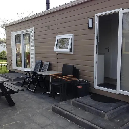 Campingpark De Bongerd Lodge Tuitjenhorn