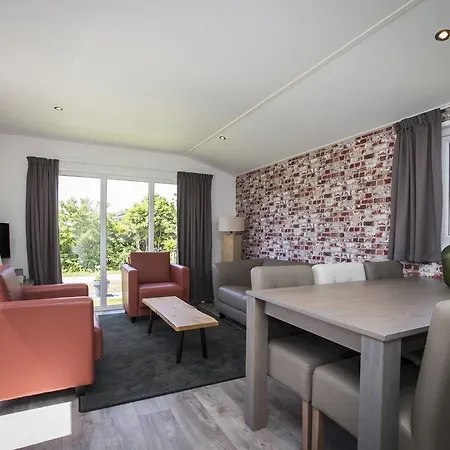 Campingpark De Bongerd Lodge Tuitjenhorn